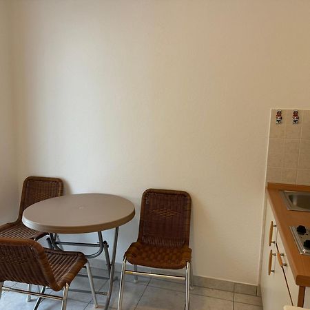 House 100M From The Beach With Free Parking And Breakfast Baška Voda المظهر الخارجي الصورة