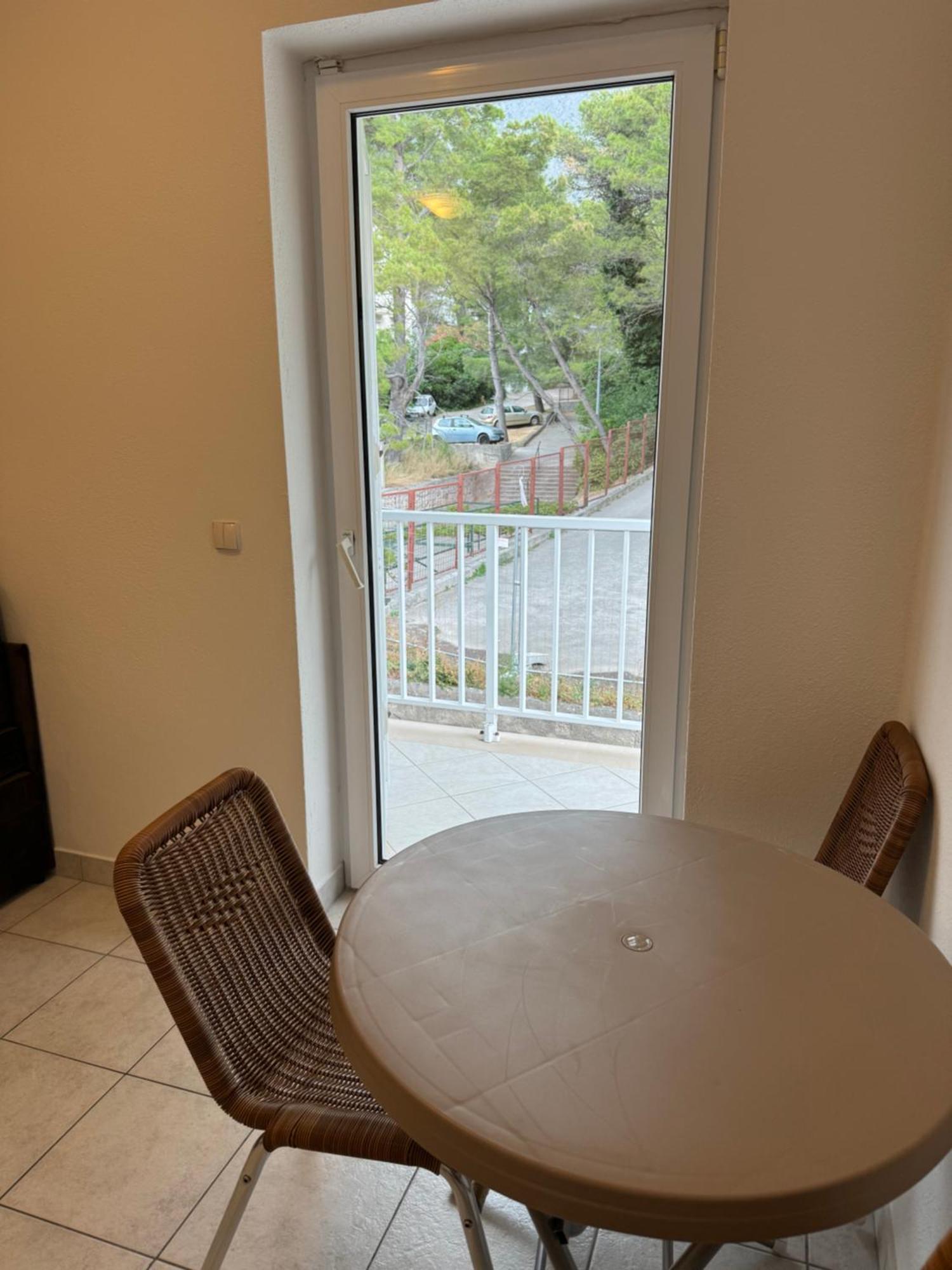 House 100M From The Beach With Free Parking And Breakfast Baška Voda المظهر الخارجي الصورة